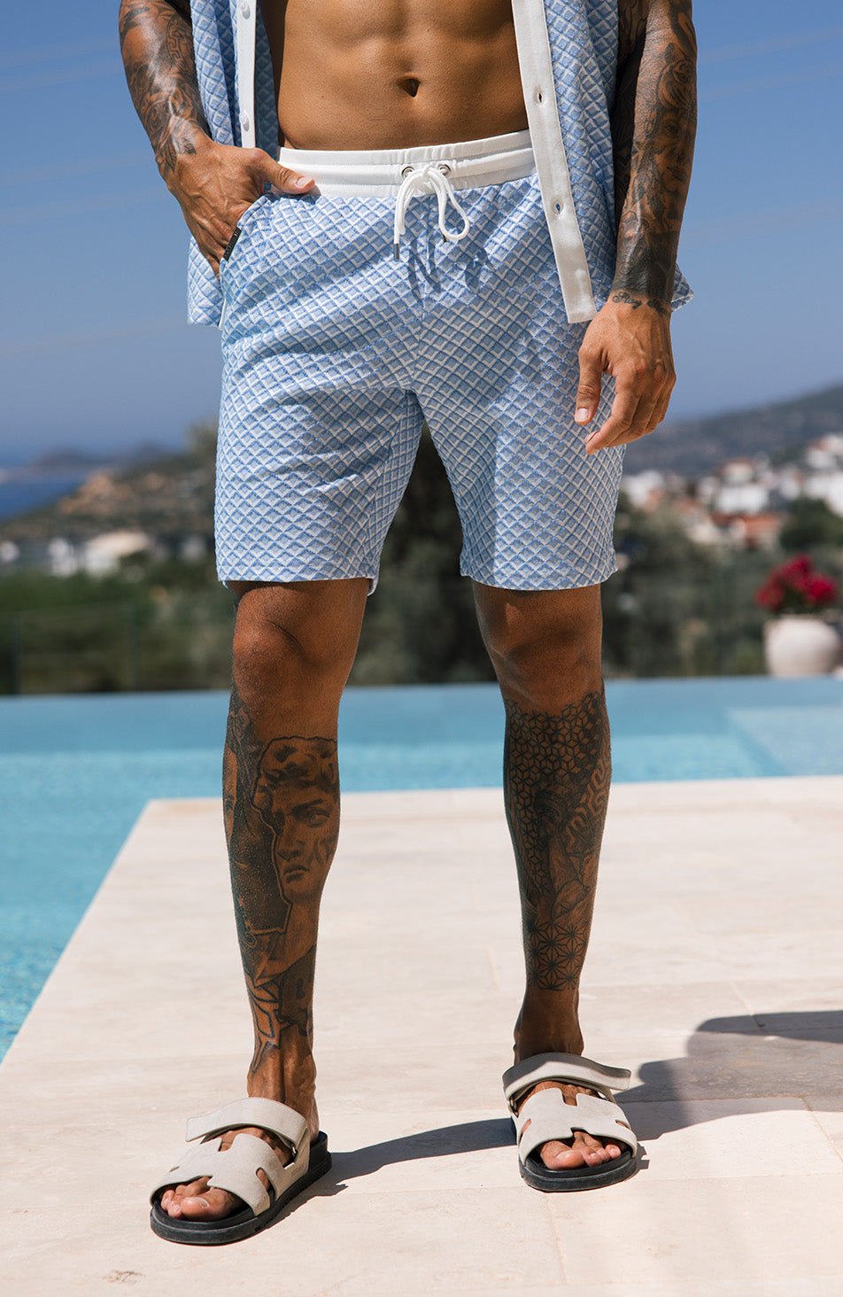 Salerno Slim Stretch Short in Blue