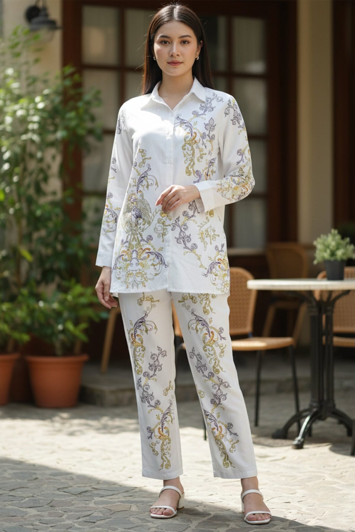 Luxury White Printed Full Sleeve Women?s Co-ord