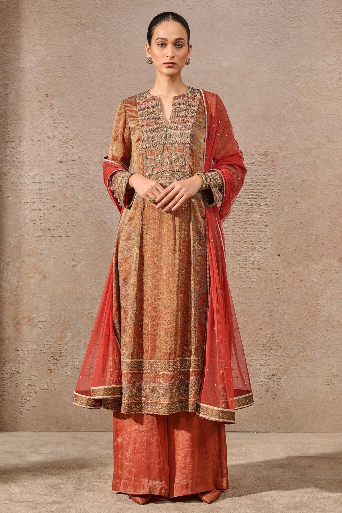 Languid Summer Printed Kashida Suit Set