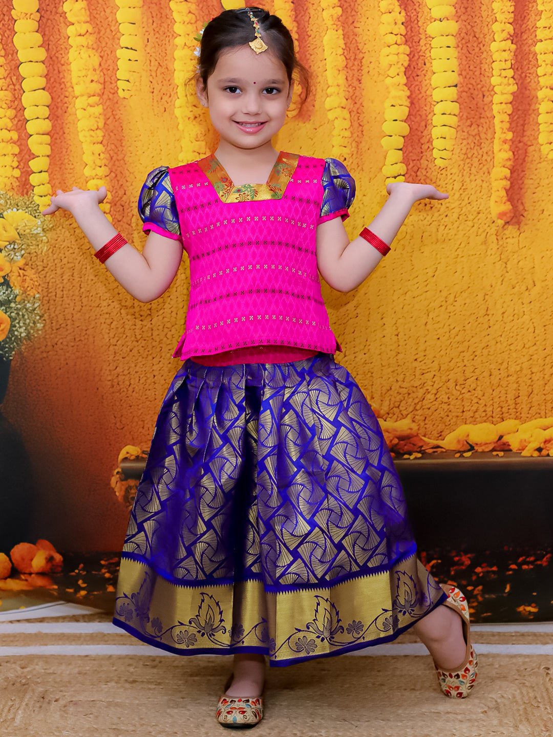 Fast Wear Half Sleeve South  Pavda Pattu Lehenga For Girls