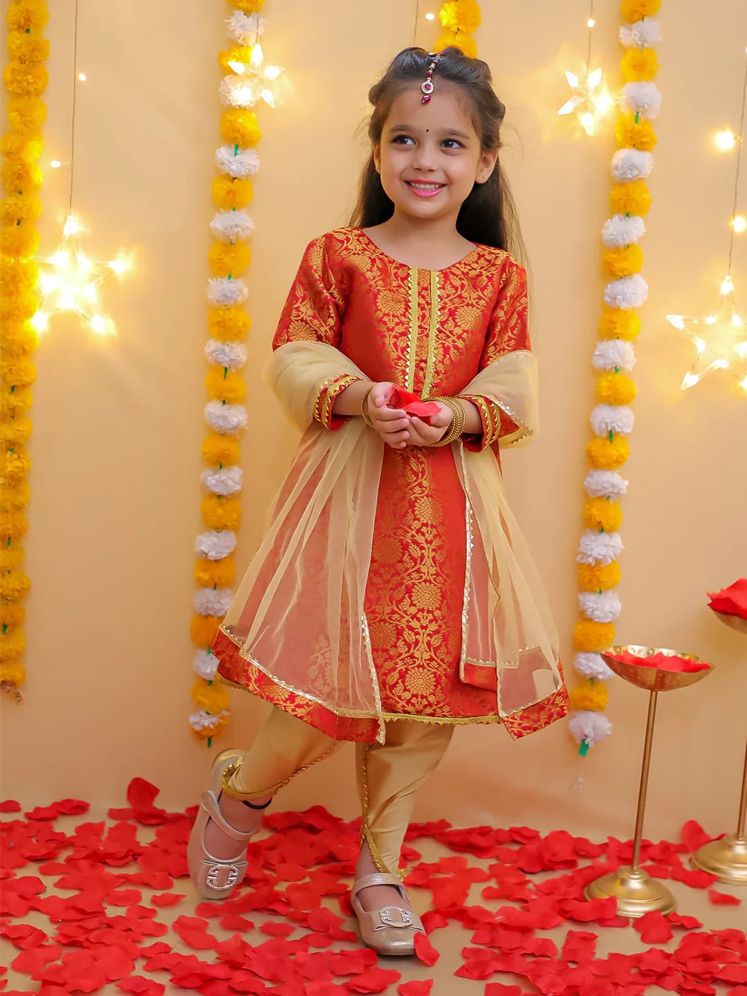 Fast Wear Wedding Quatersleeves Jacquard kurta With Tafetta Tulip Pants Set For Girls