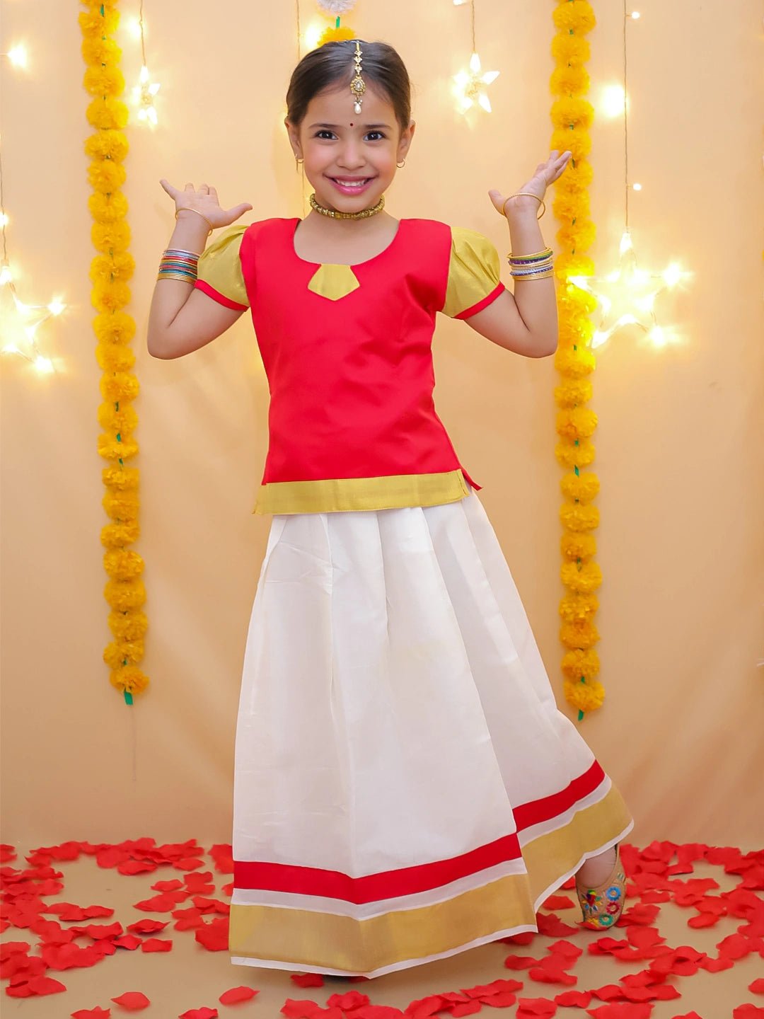 Fast Wear Half Sleeve South  Pavda Pattu Lehenga For Girls