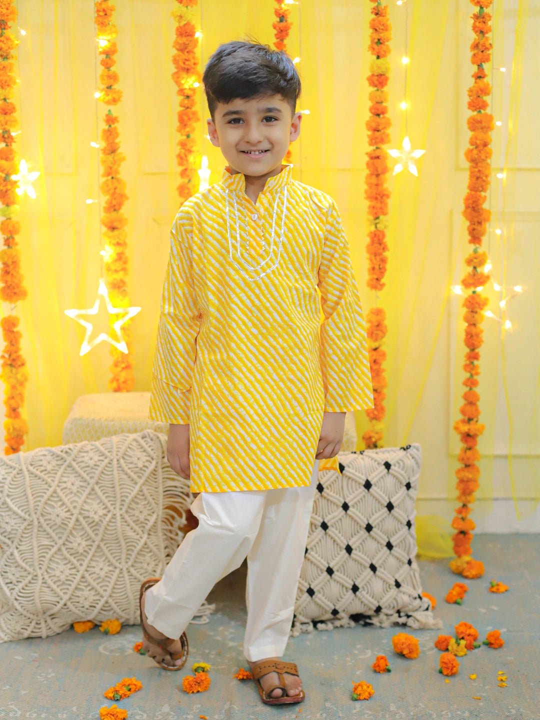 Fast Wear Pure Cotton Printed Leheriya Kurta Pajama for Boys