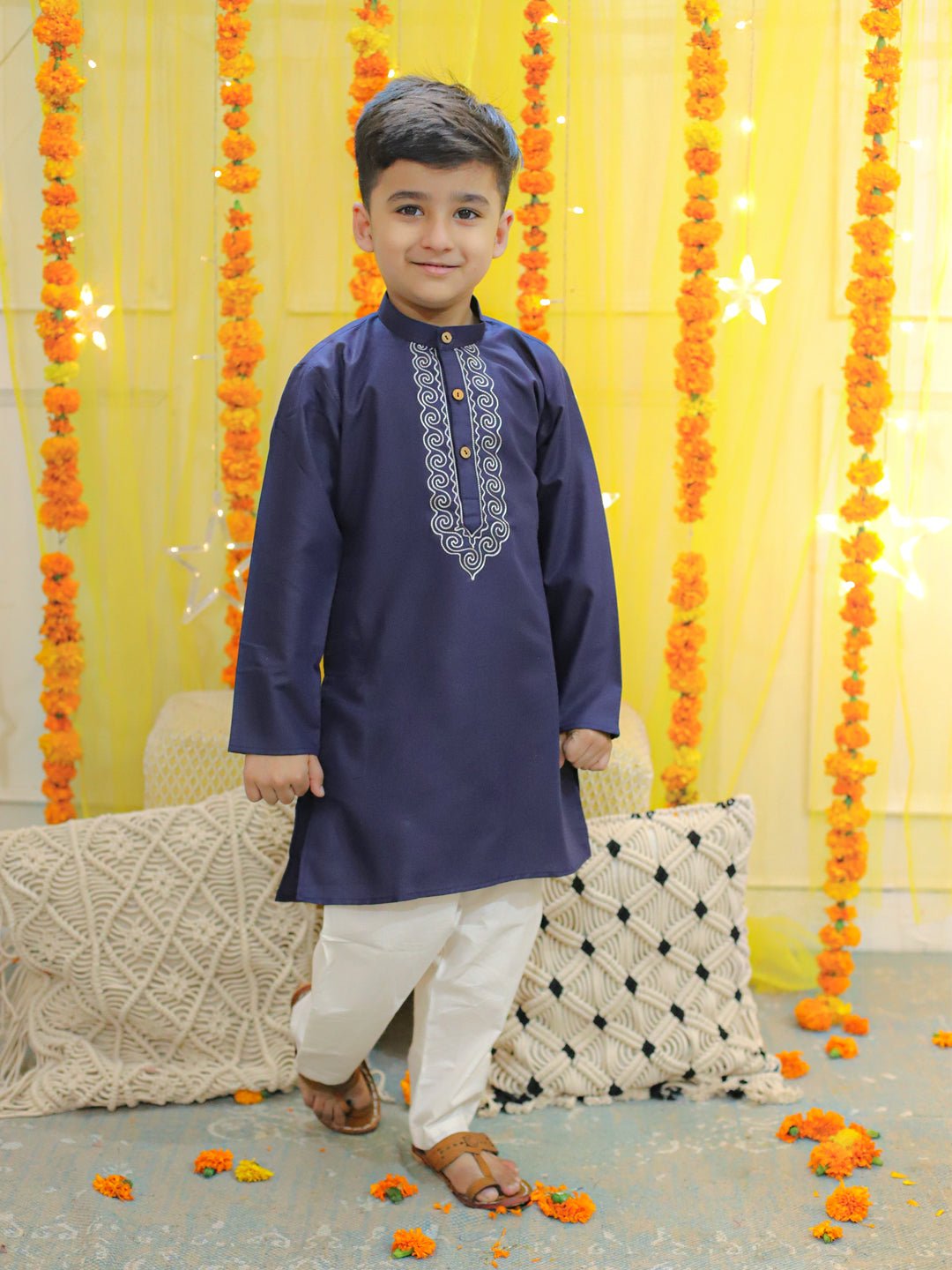 Fast Wear Embroidery Cotton Full Sleeve Kurta Pajama for Boys