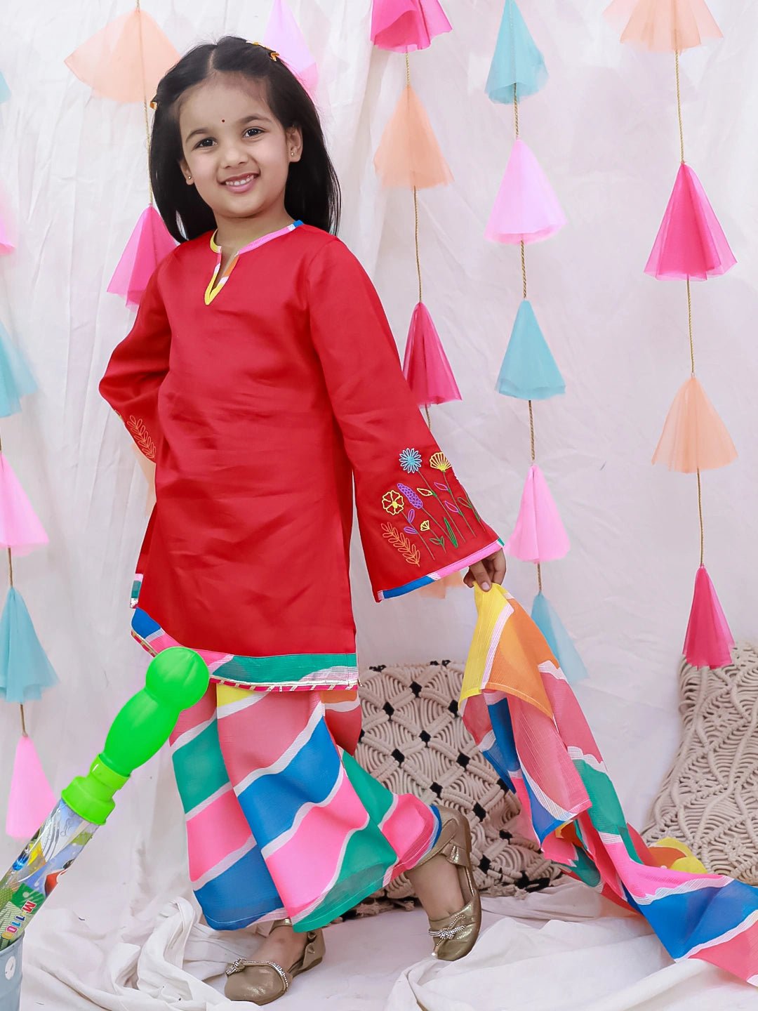 Fast Wear Embroidered Quater Sleeves Suit Set With Dupatta For Girls