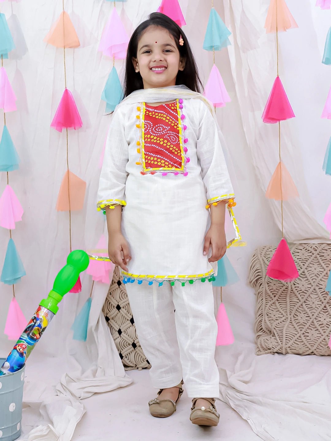 Fast Wear Quater Sleeves Suit Salwar With Dupatta For Girls - White