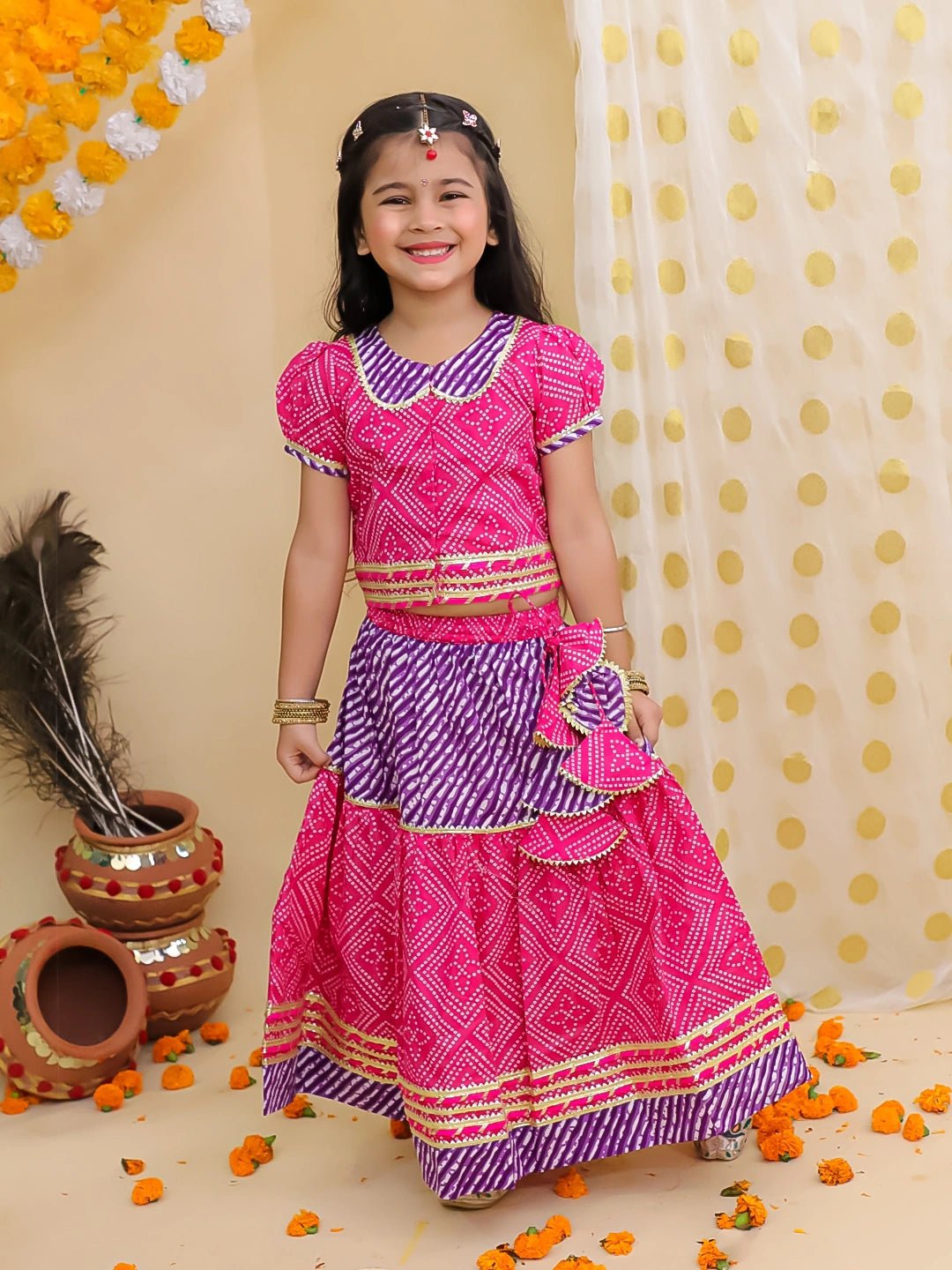 Fast Wear Bandhani Pure Cotton Short Sleeves Lehenga Choli Set For Infant Girls