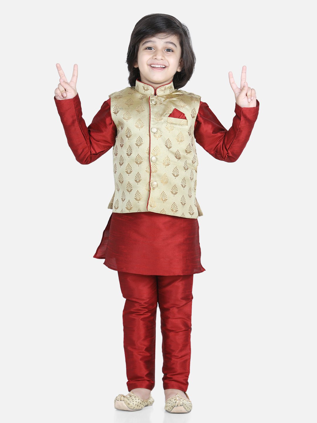 Fast Wear Full Sleeves Silk Kurta With Pajama & Jacquard Peacock Feather Design Jacket