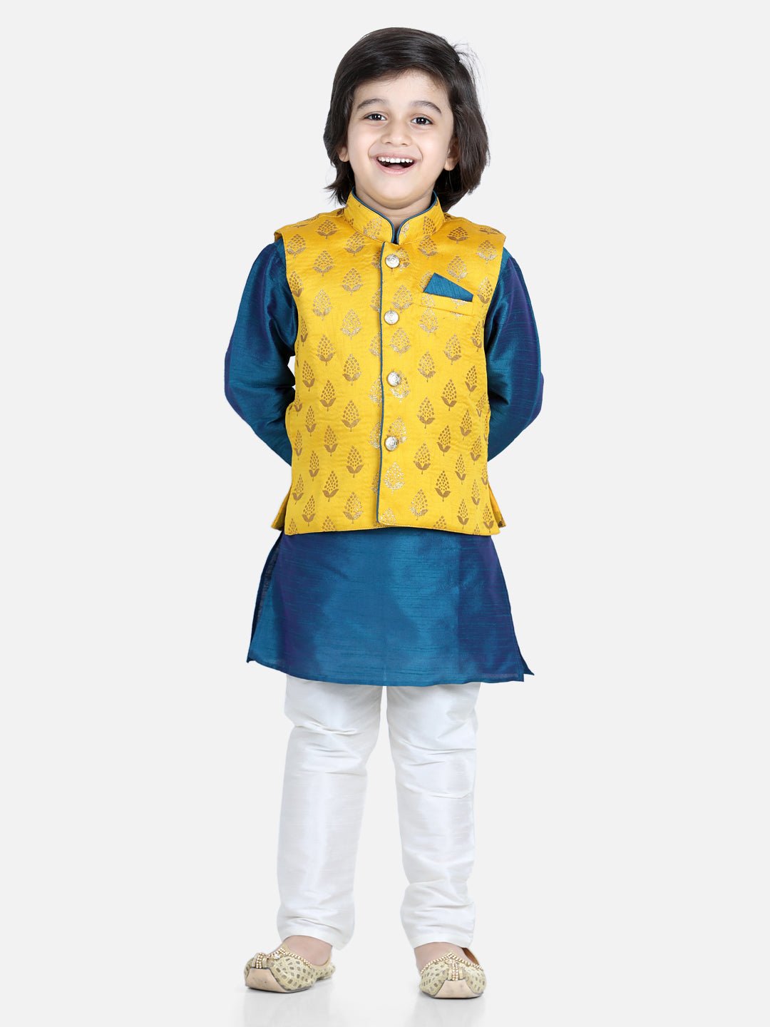 Fast Wear Full Sleeves Solid Kurta And Pyjama With Ethnic Floral Motif Print Jacket