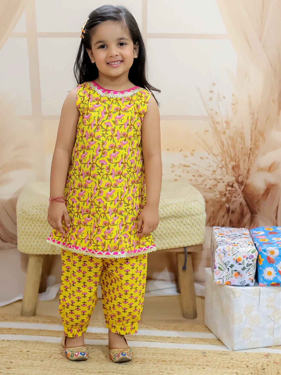 Fast Wear Pure Cotton Narrow Shoulder Kurti with Harem for Girls