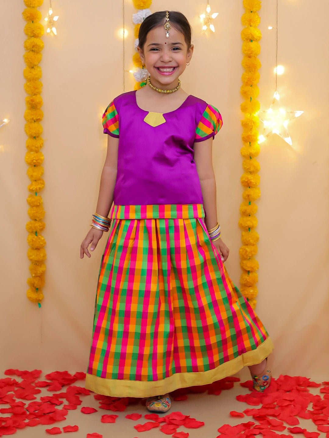 Fast Wear Half Sleeve South  Pavda Pattu Lehenga For Girls