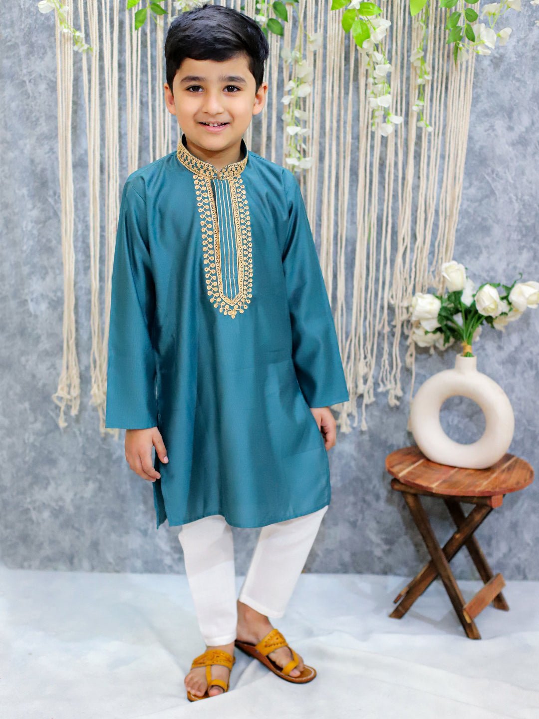 Fast Wear Embroidery Full Sleeve Cotton Kurta with Pajama for Boys