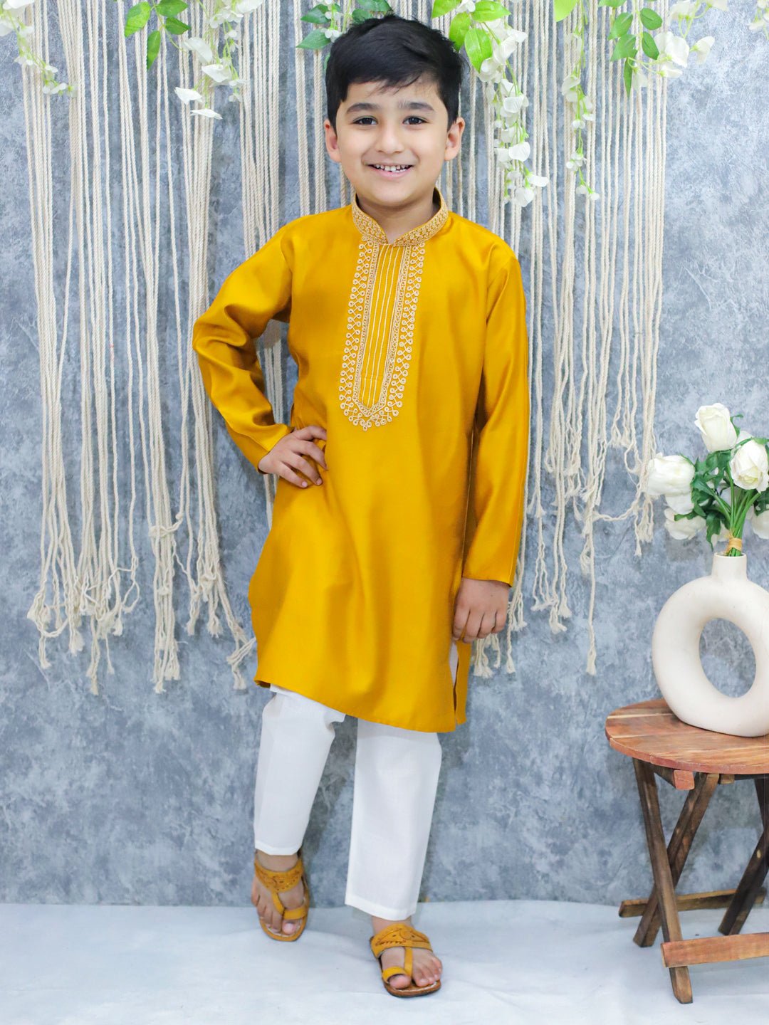 Fast Wear Embroidery Full Sleeve Cotton Kurta with Pajama for Boys
