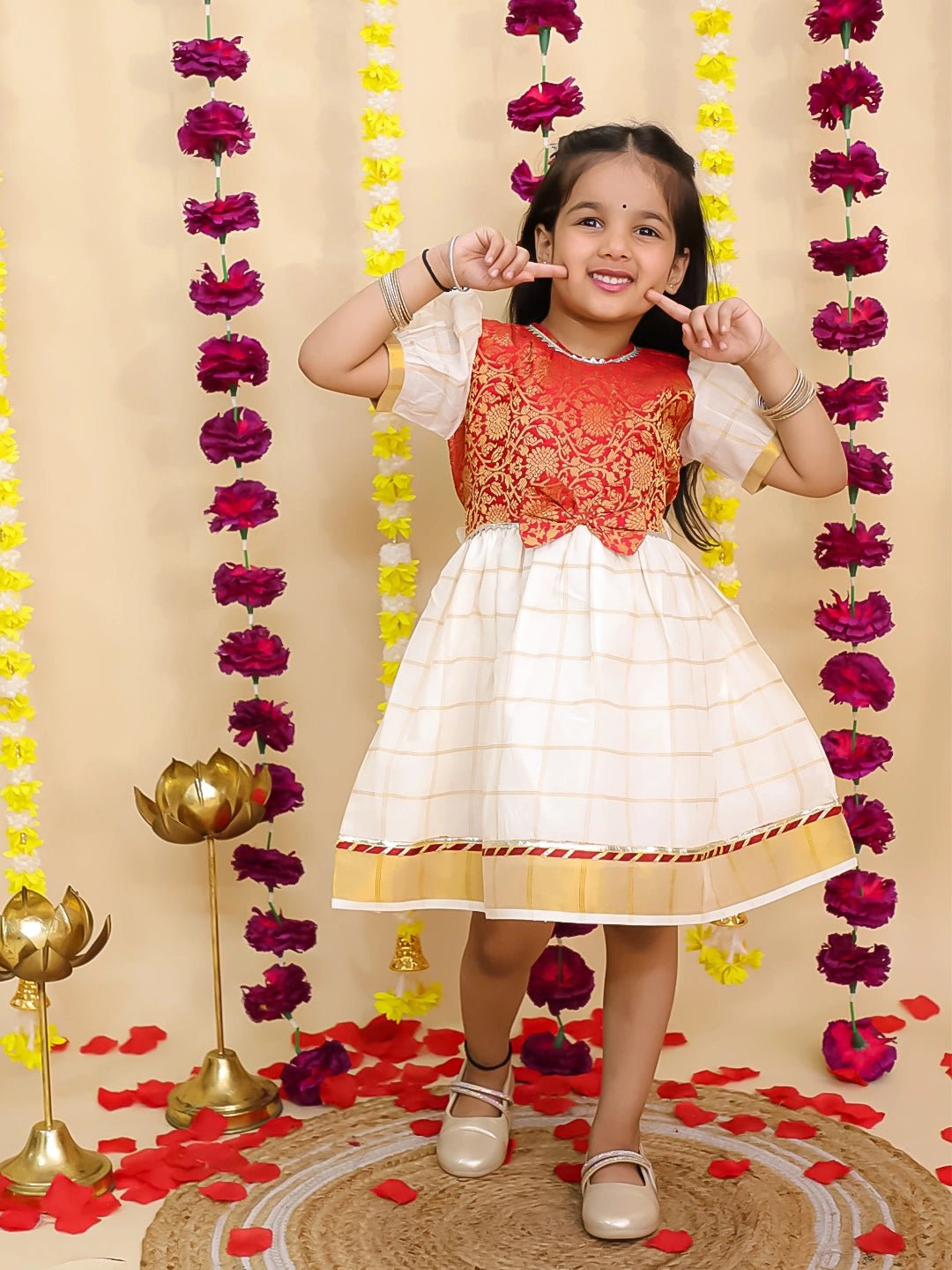 Fast Wear Ethnic Short Puff Sleeves Jacquard Dress For Girls