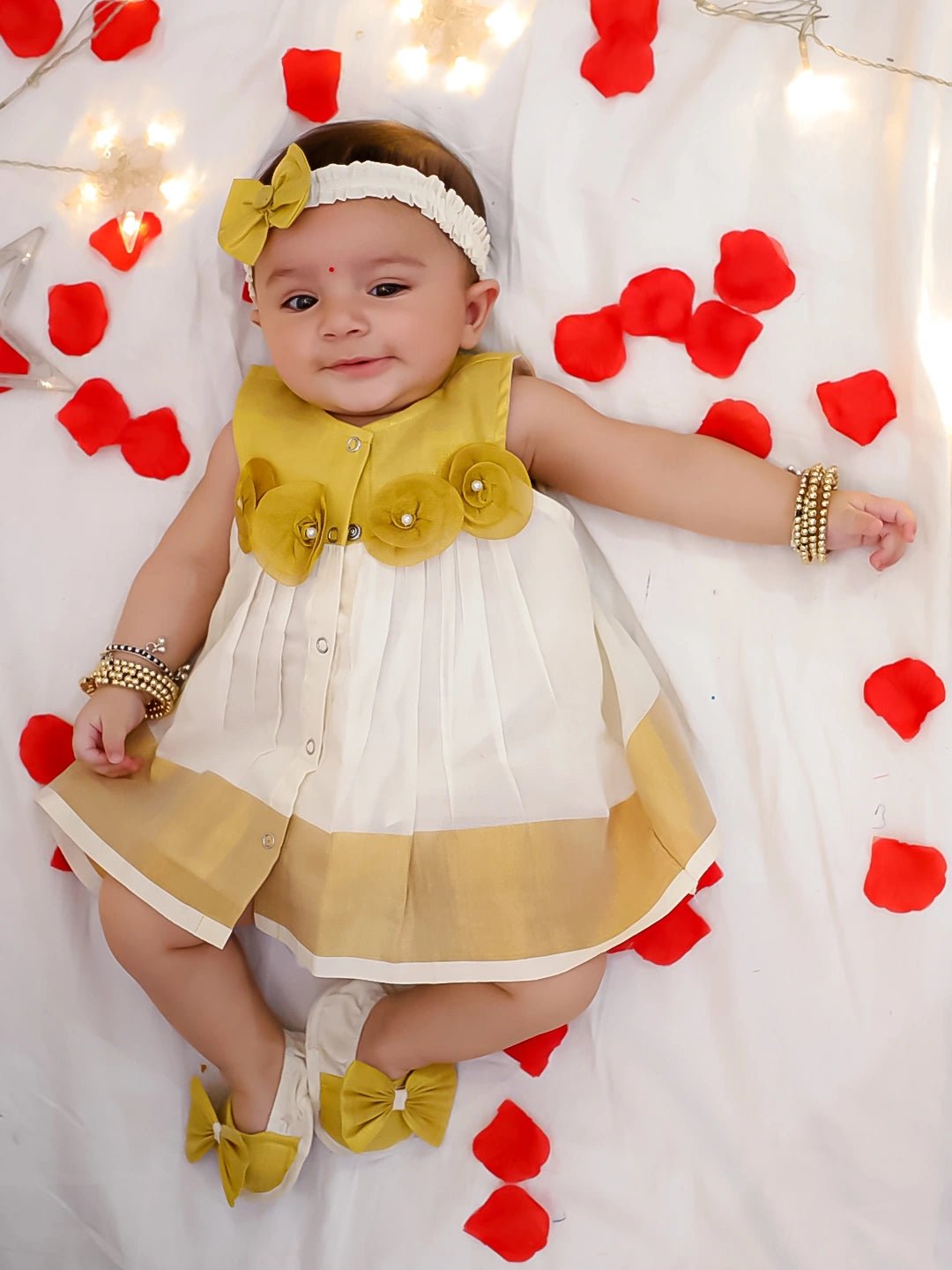 Fast Wear Pure Cotton Sleeveless Dress With Flowers For Infant  Girls