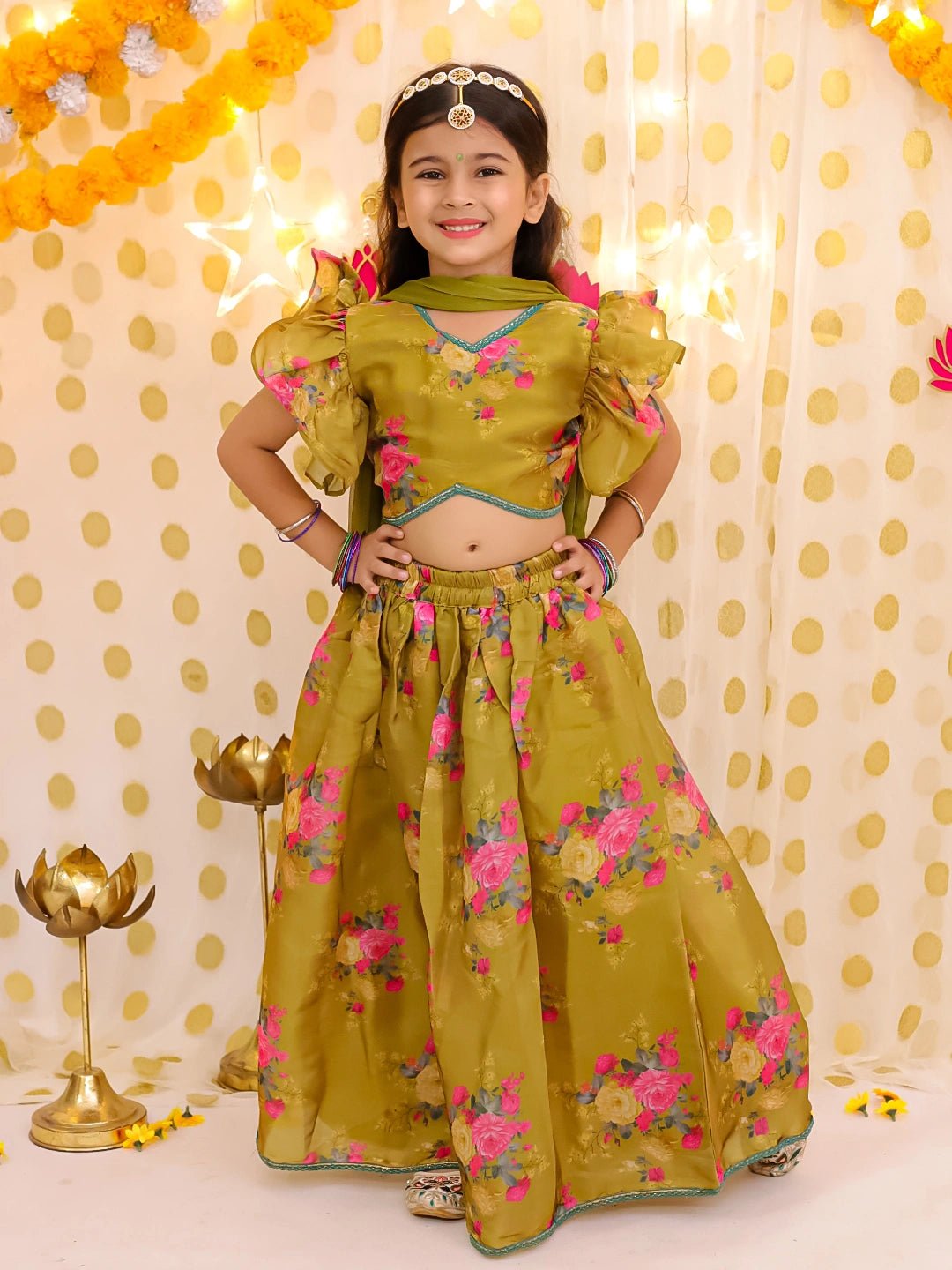 Fast Wear Flared Sleeves Lehenga Choli With Dupatta Set For Girls