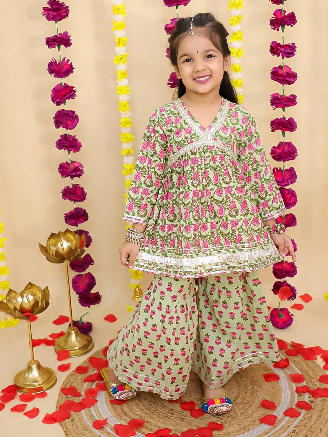 Fast Wear Pure Cotton Quater sleeves Printed Kurti With Sharara Set With matching Srunchie For Girls