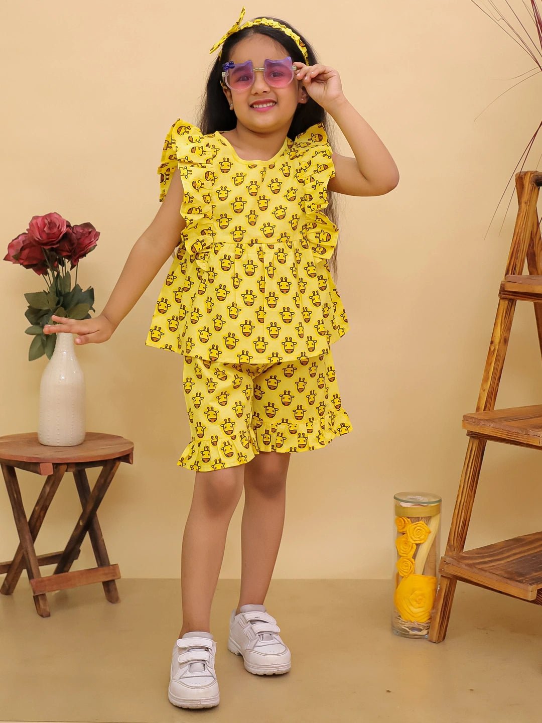 Fast Wear Pure Cotton Quirky Ruffle Top & Shorts With Hairband Set For Girls