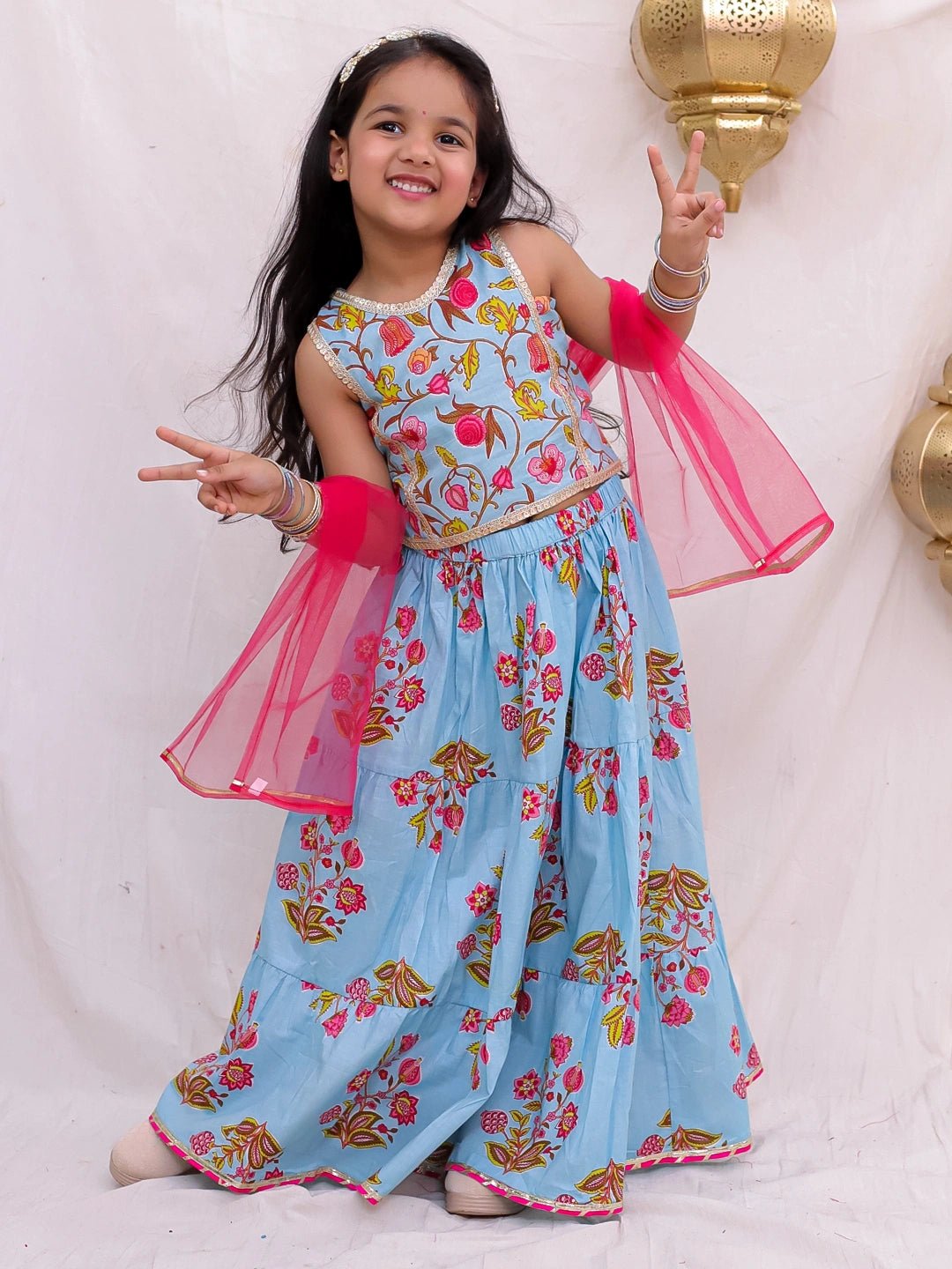 Fast Wear Sleeveless Lehenga Choli With Dupatta Set For Girls