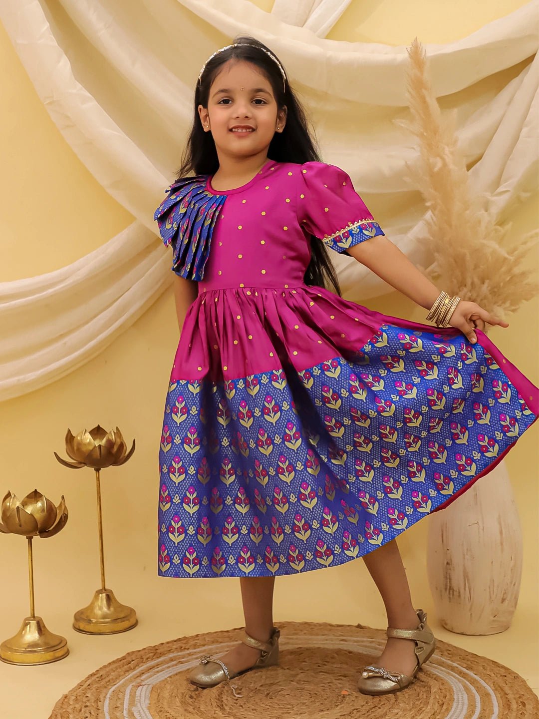 Fast Wear Short sleeves Jacquard Party Dress For Girls