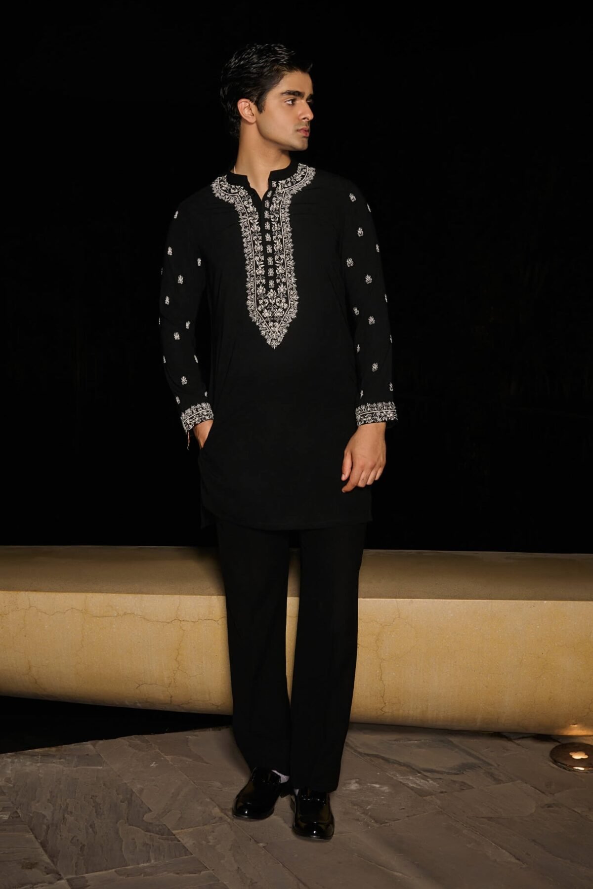 Stark black kurta and pants