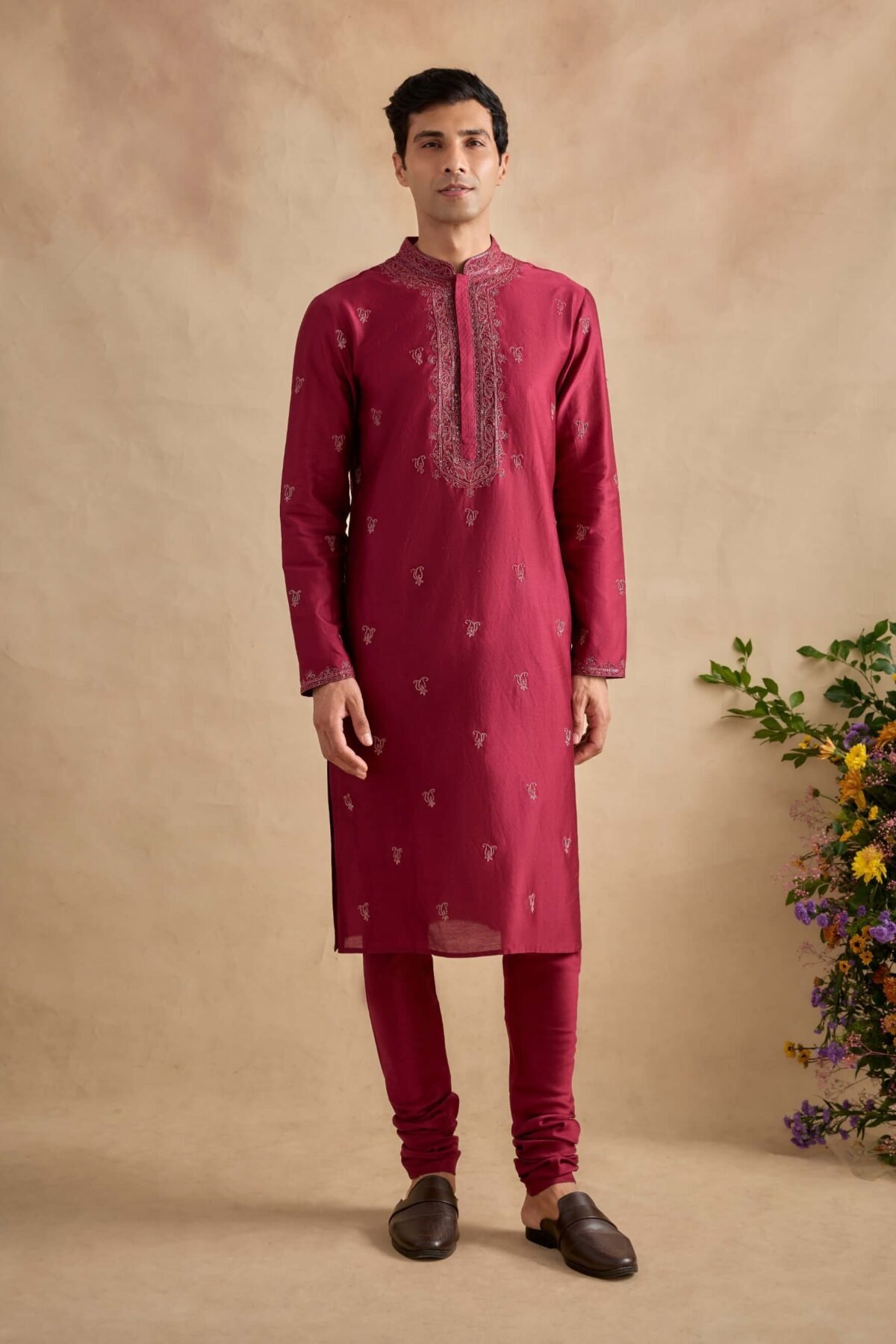 Aarsh magenta kurta with churidar