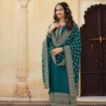 Elegant Dark Green Plus