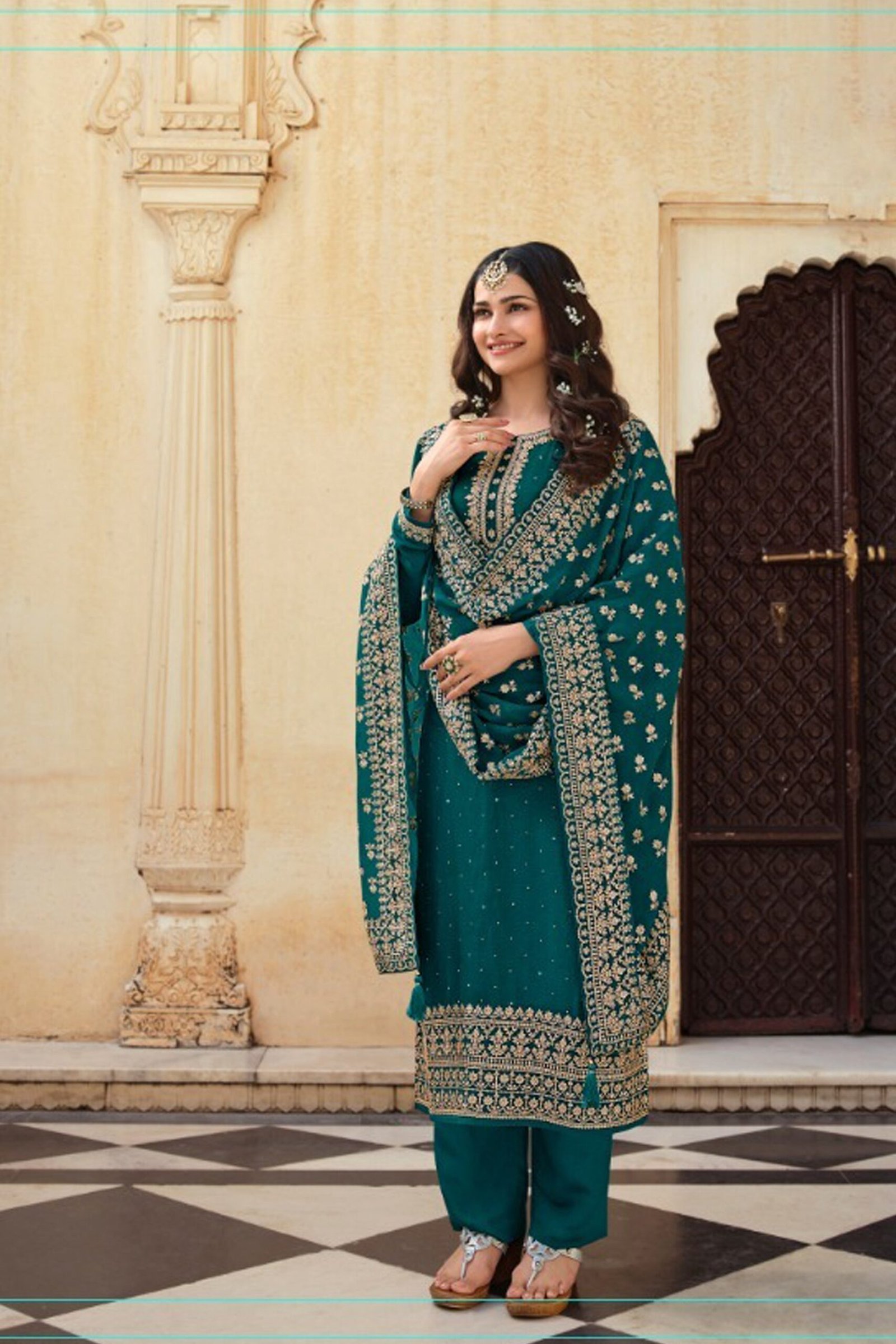 Elegant Dark Green Plus