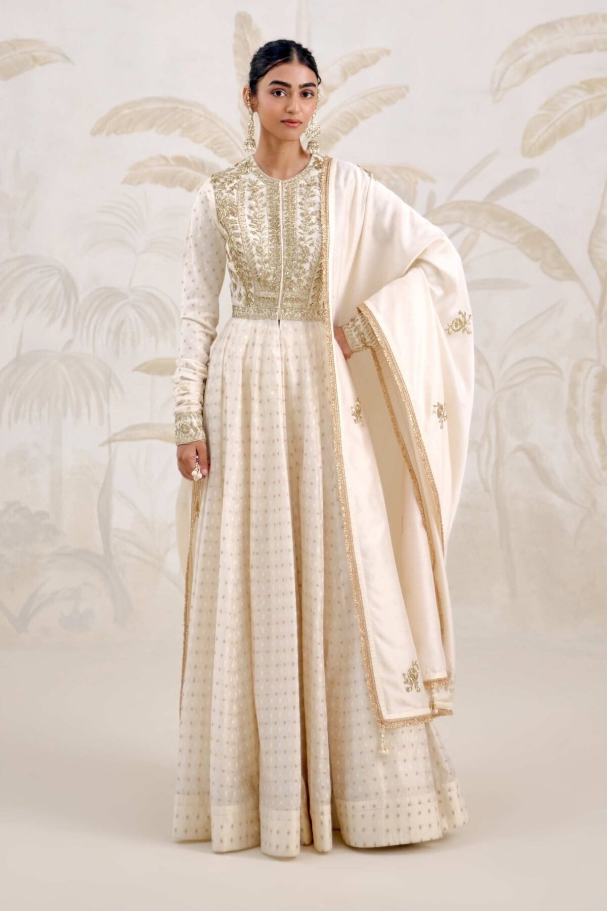 Ivory zardozi embroidered chanderi anarkali set