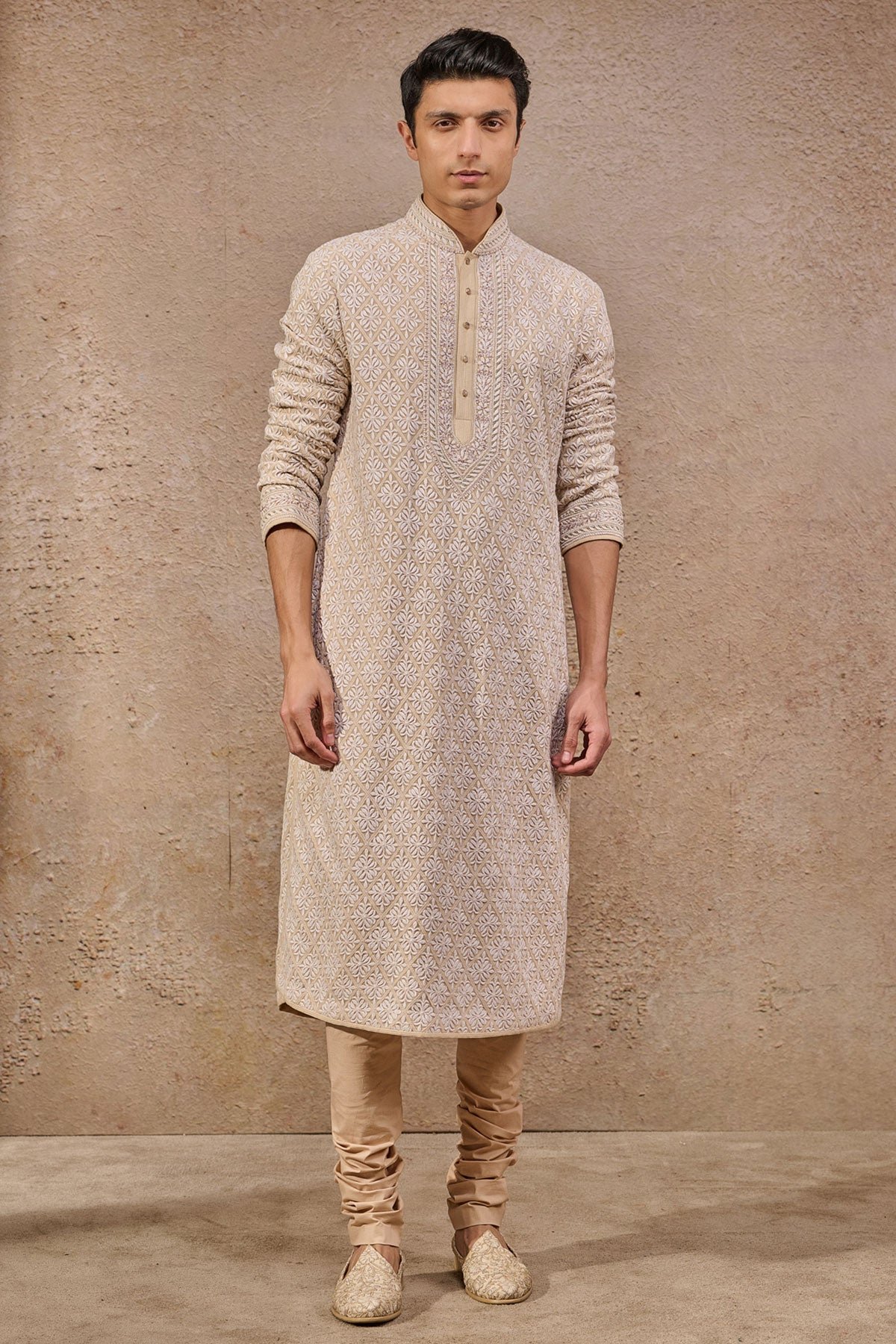 Languid Summer Classic Chikan Kurta