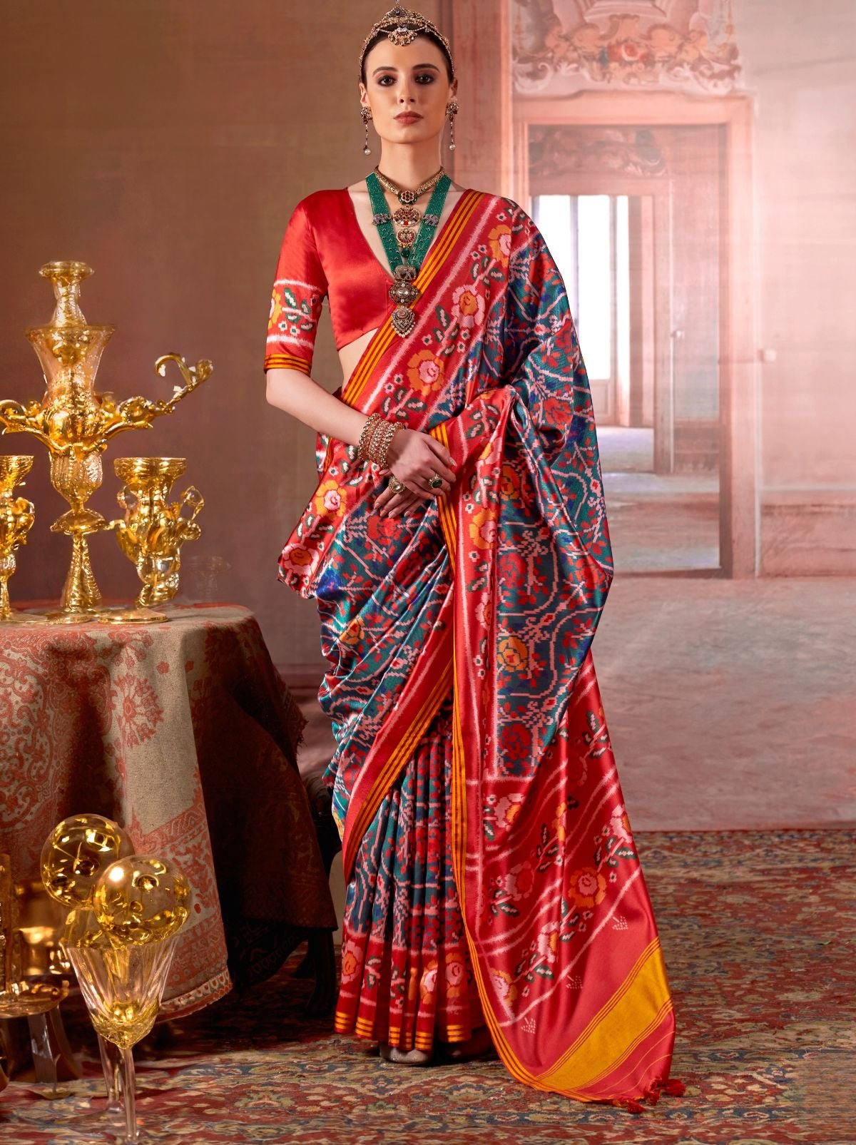 Persian Green Patola Silk Saree With Blouse Piece
