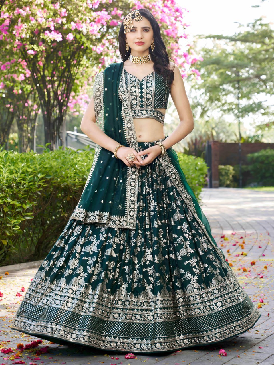 Green Lehenga Choli Set ? A Glamorous Ethnic Statement