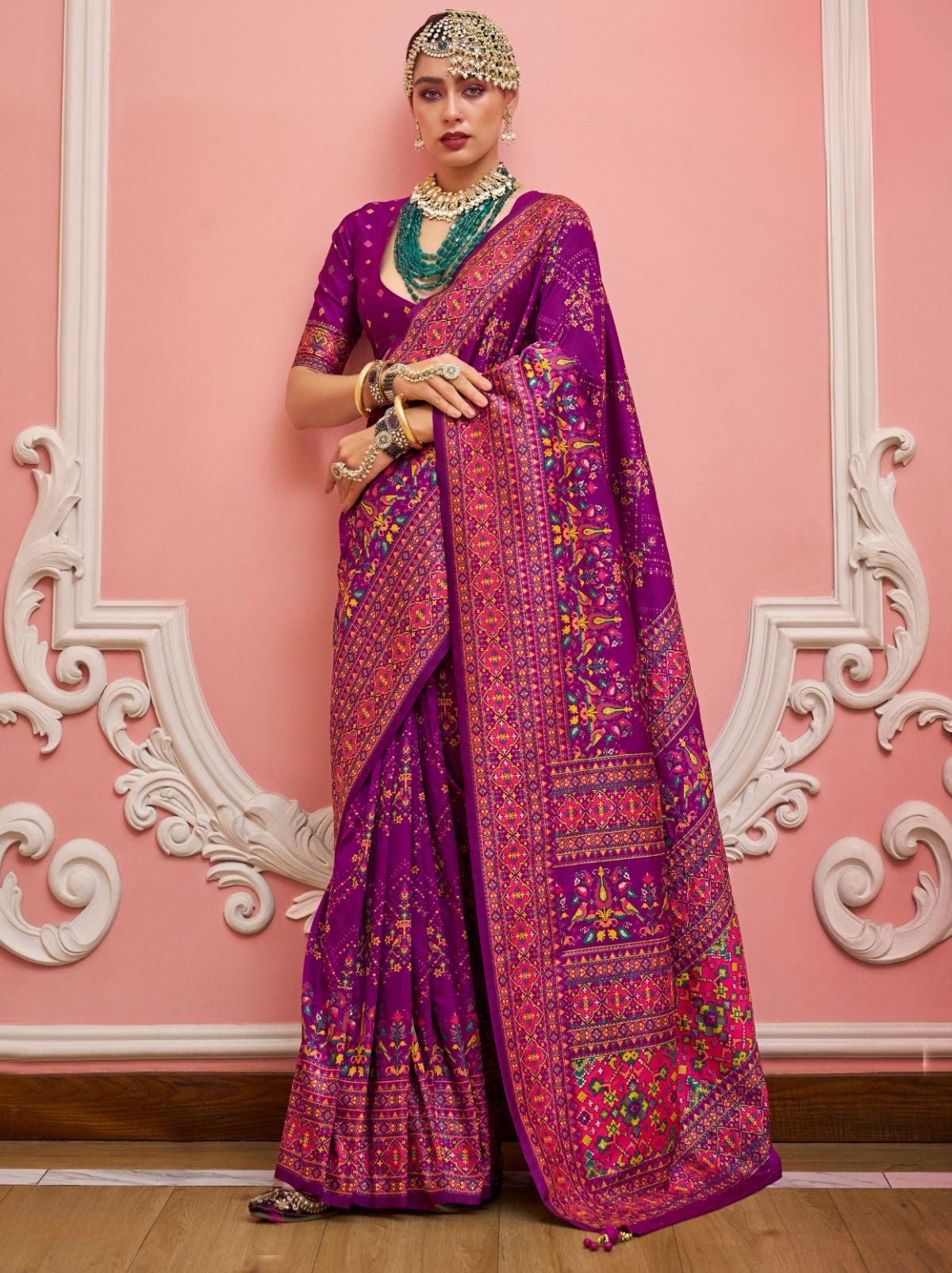 Tacao Purple Banarasi Silk Saree With Kashmiri Work