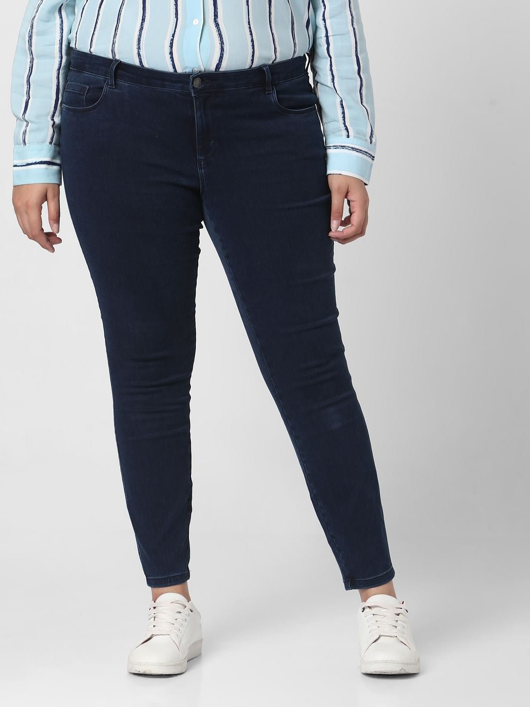 Curve Perfect Blue Mid Rise Jeggings