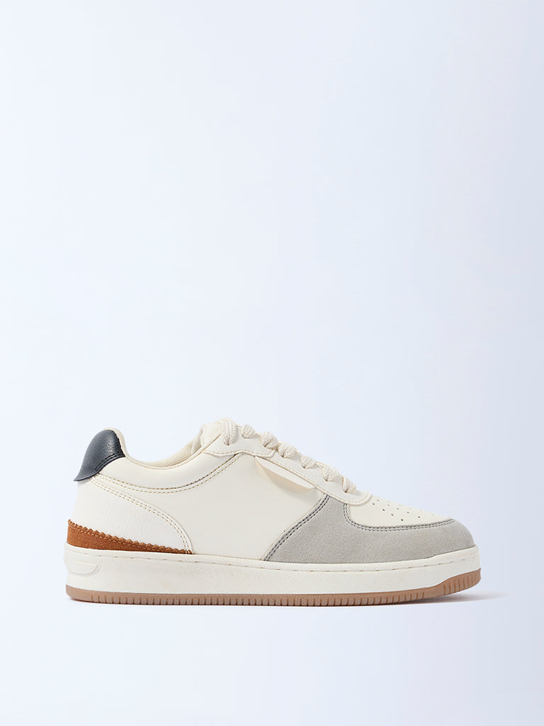 Fast Wear Cream Perforated Suede Sneakers