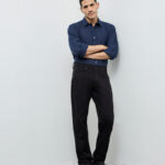 Fast Wear Black Relaxed-Fit Mid-Rise Jeans
