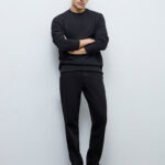 Fast Wear Black Relaxed-Fit Mid-Rise Jeans
