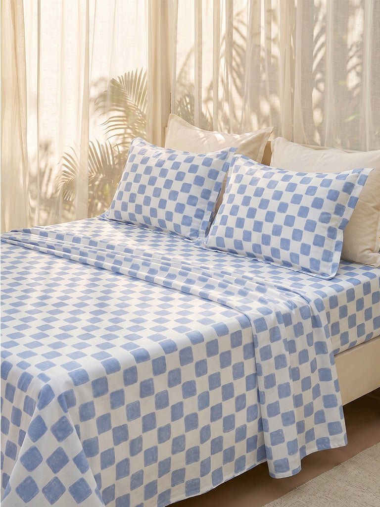 Fast Wear Blue Checkered Fitted Queen Bed Sheet Set