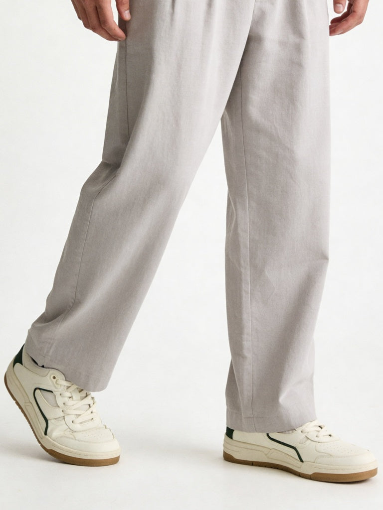 Fast Wear White Contrast-DFast Weariled Lace-Up Sneakers