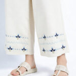 Fast Wear Ivory Kolhapuri Sandals
