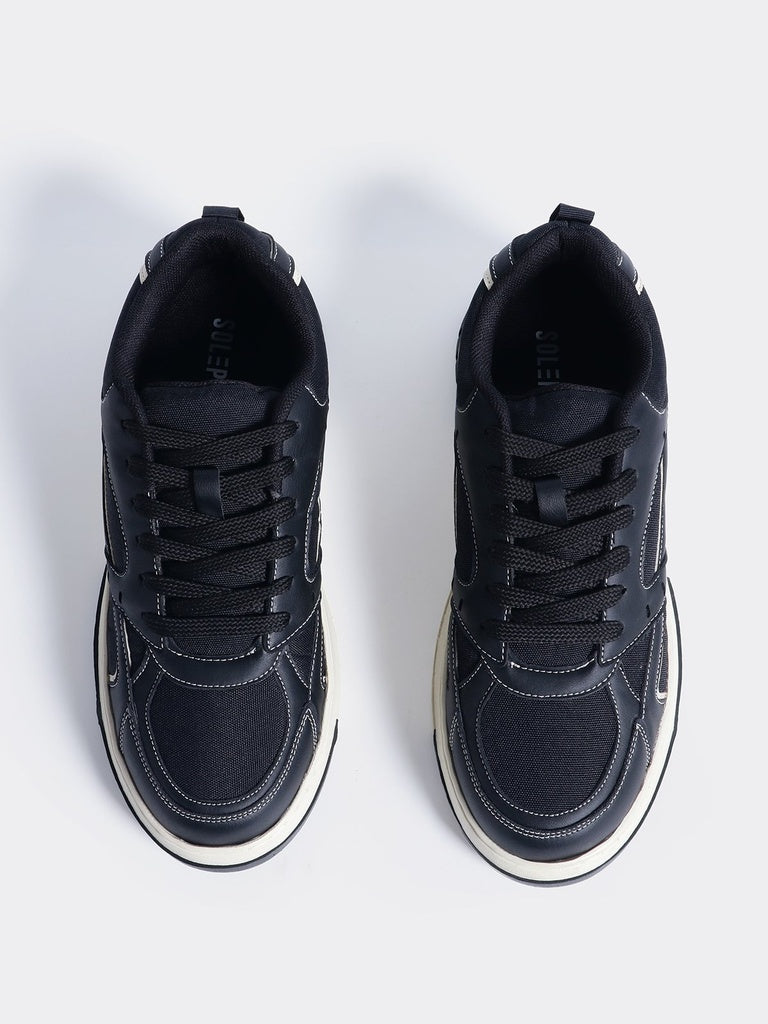 Fast Wear Black Sneakers