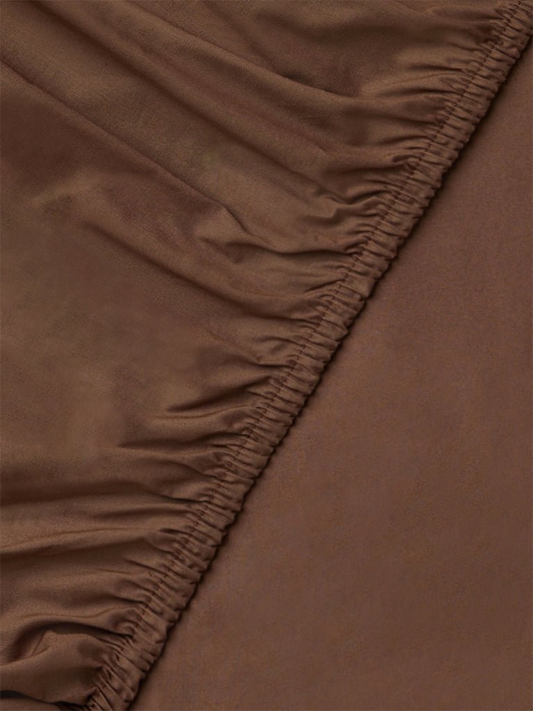Fast Wear Brown Solid Fitted Queen Bed Sheet Set