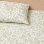 Fast Wear Green Foliage Printed King Bed Sheet Set