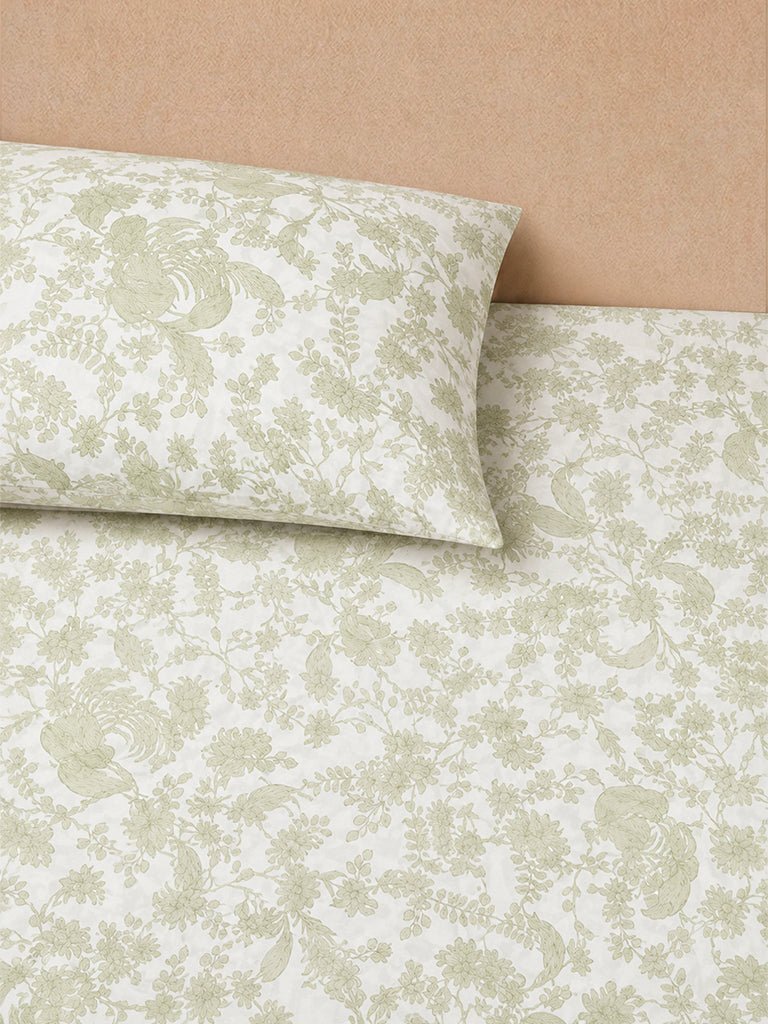 Fast Wear Green Foliage Printed King Bed Sheet Set