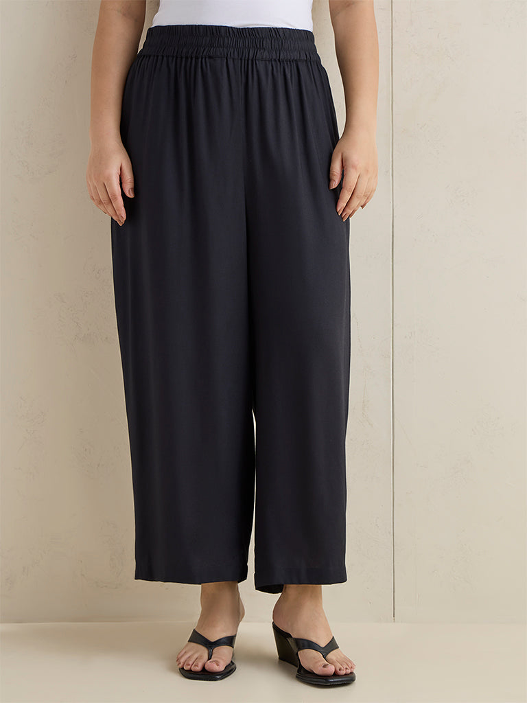 Fast Wear Black Solid Pants