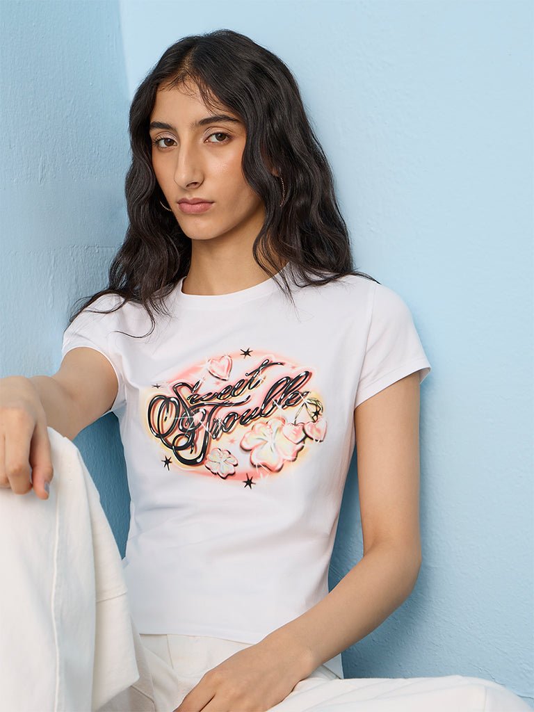 Fast Wear White Graphic Printed Cotton T-Shirt