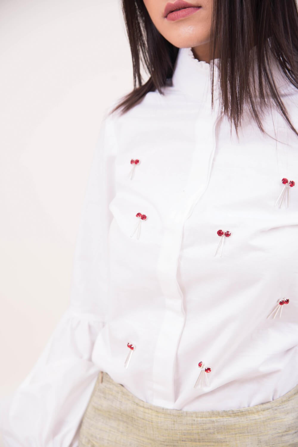LOVE IS THE GROOVE PUFF SHIRT