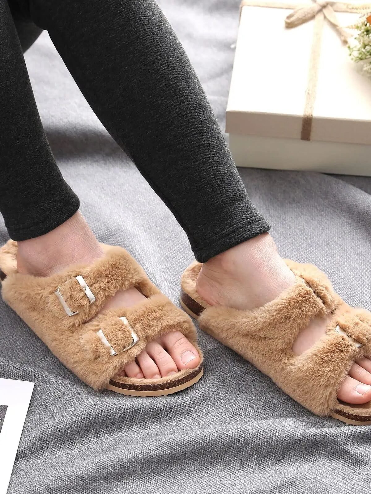 Belle Maison Faux Fur Slides