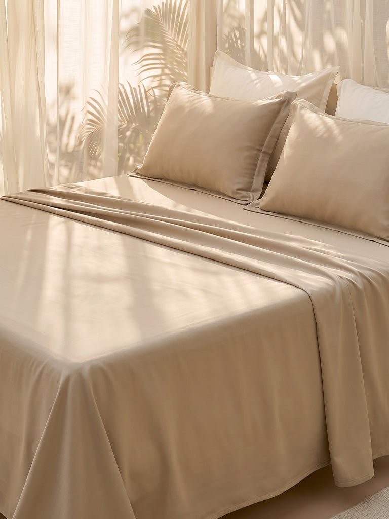 Fast Wear Beige Solid King Bed Sheet Set