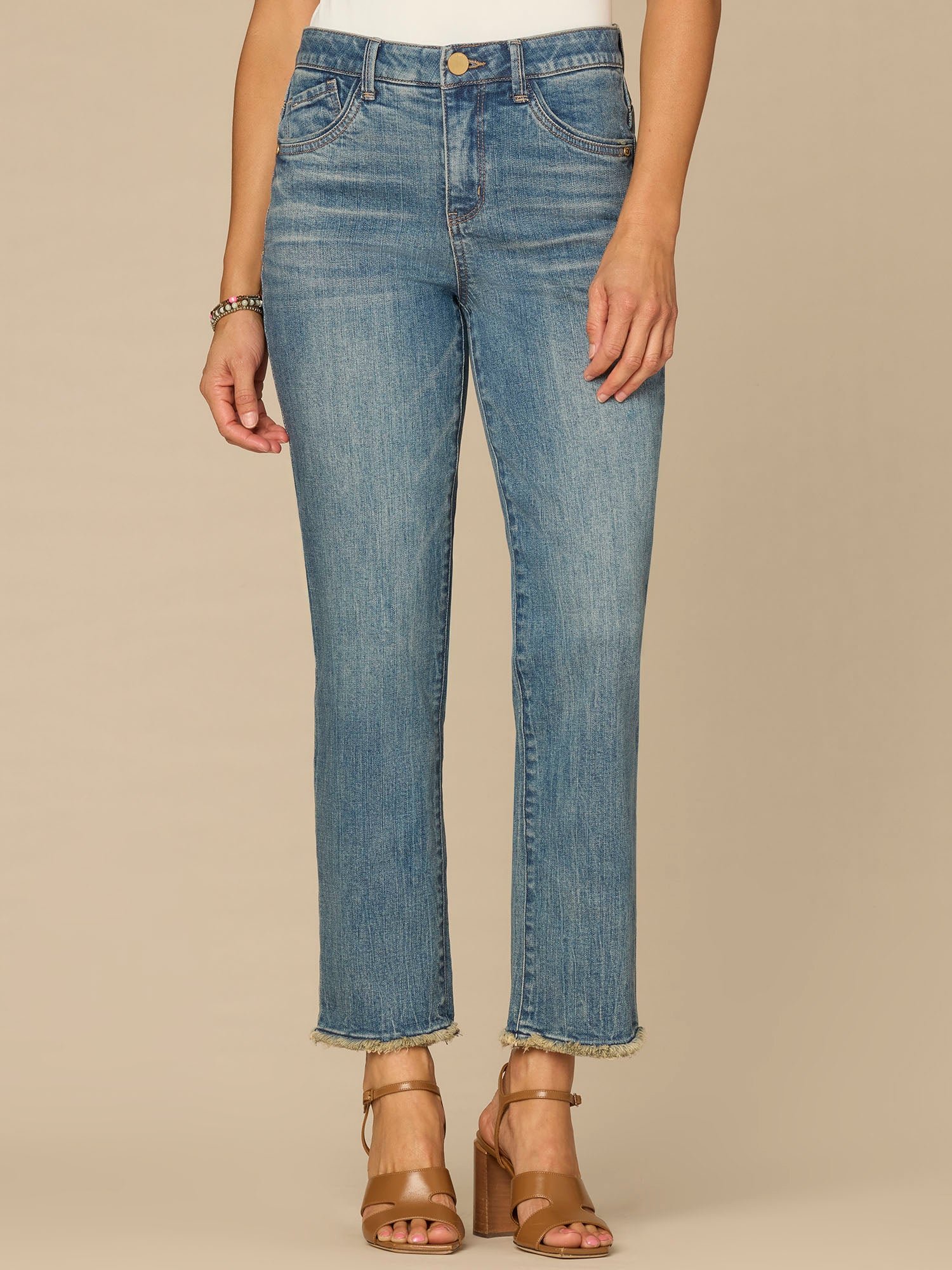 Fast Wear High Rise Embroidered Pocket Fray Hem Slim Straight Jean
